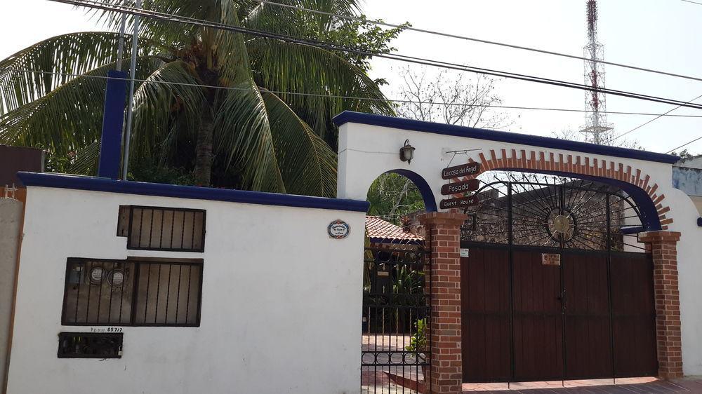 La Casa De Angel Valladolid Bagian luar foto