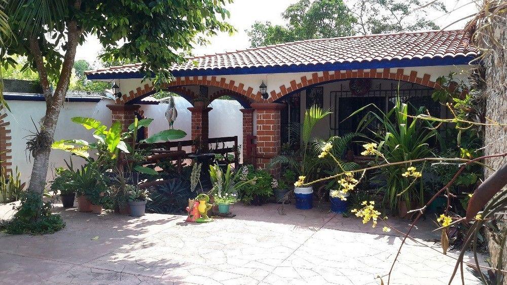 La Casa De Angel Valladolid Bagian luar foto